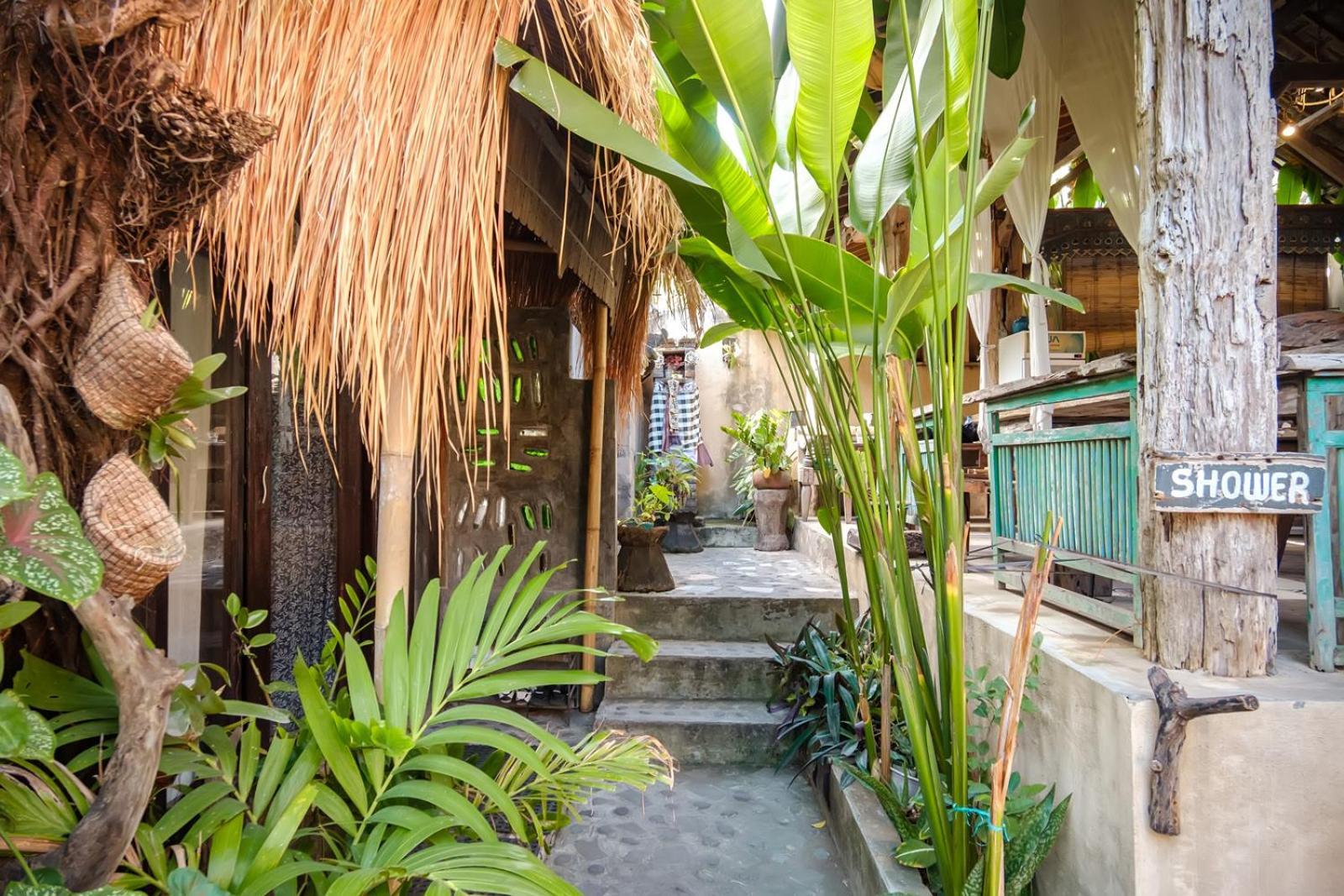 Twospaces Living At Wave And Chill House, Canggu Exterior foto